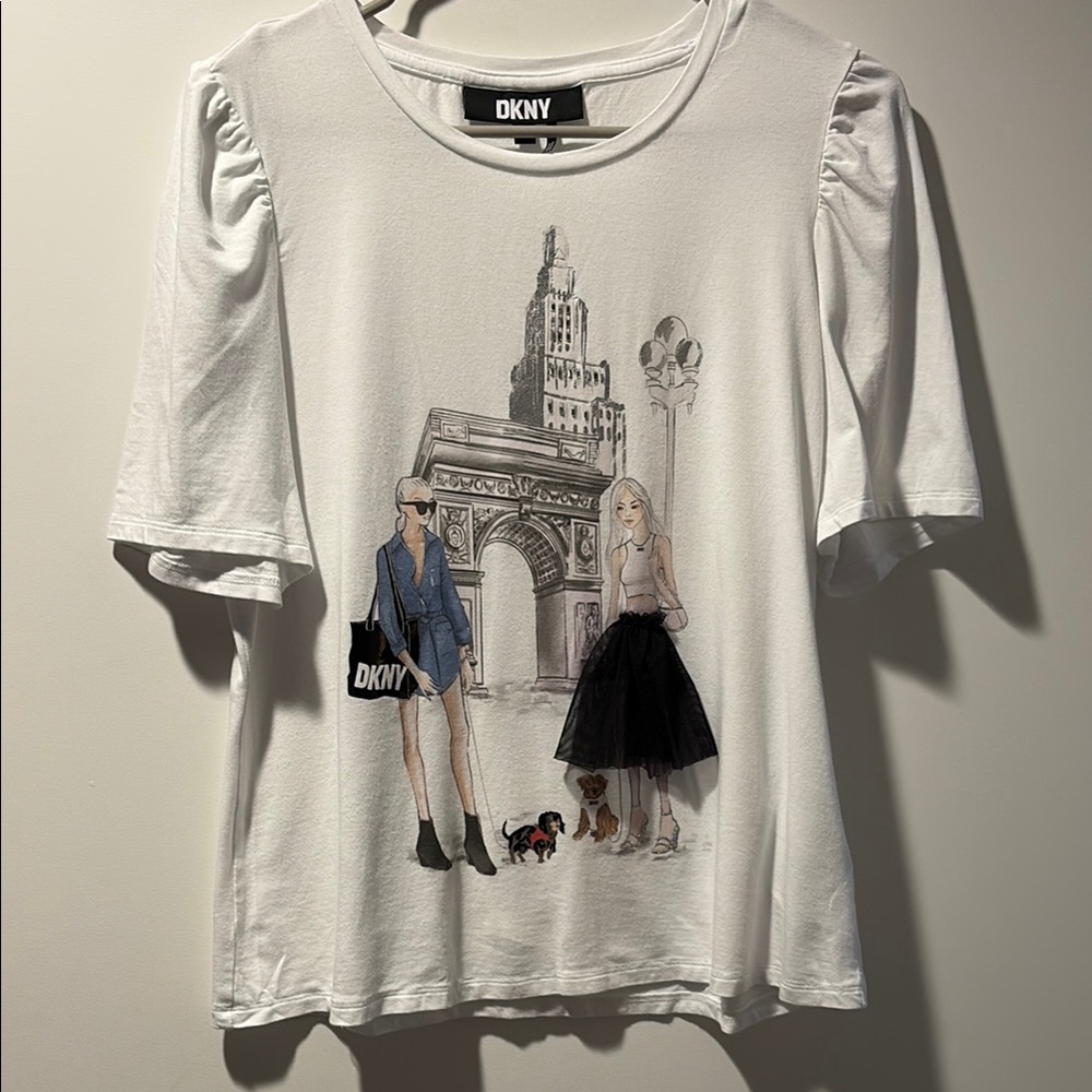 Sold / DKNY White Ladies T-Shirt with Fashion Graphic